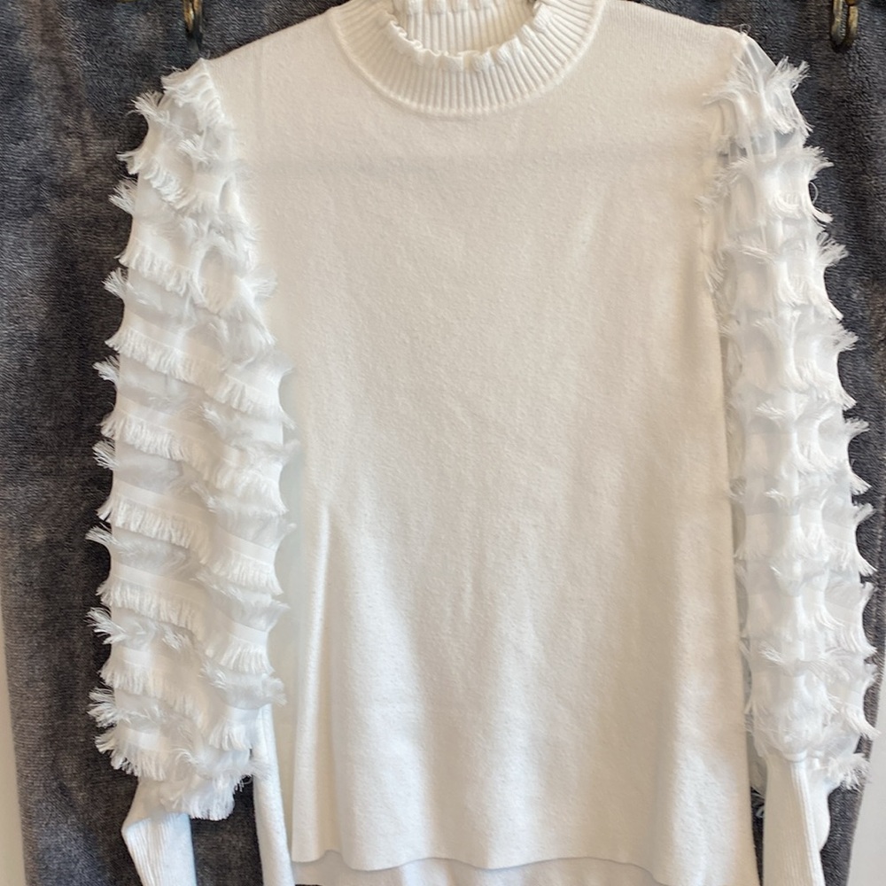 Sweater - Picture 4 of 4